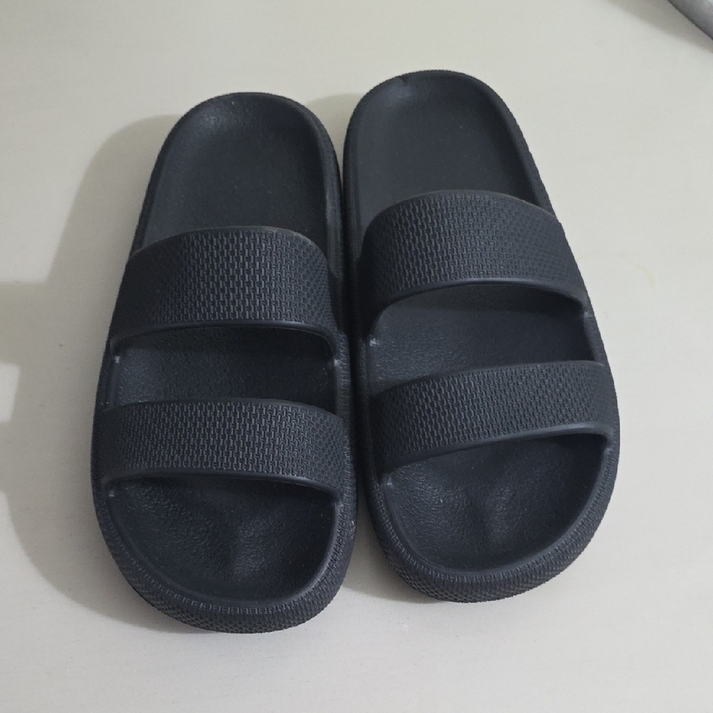 Victoria's Secret Men's Black Slide Sandals